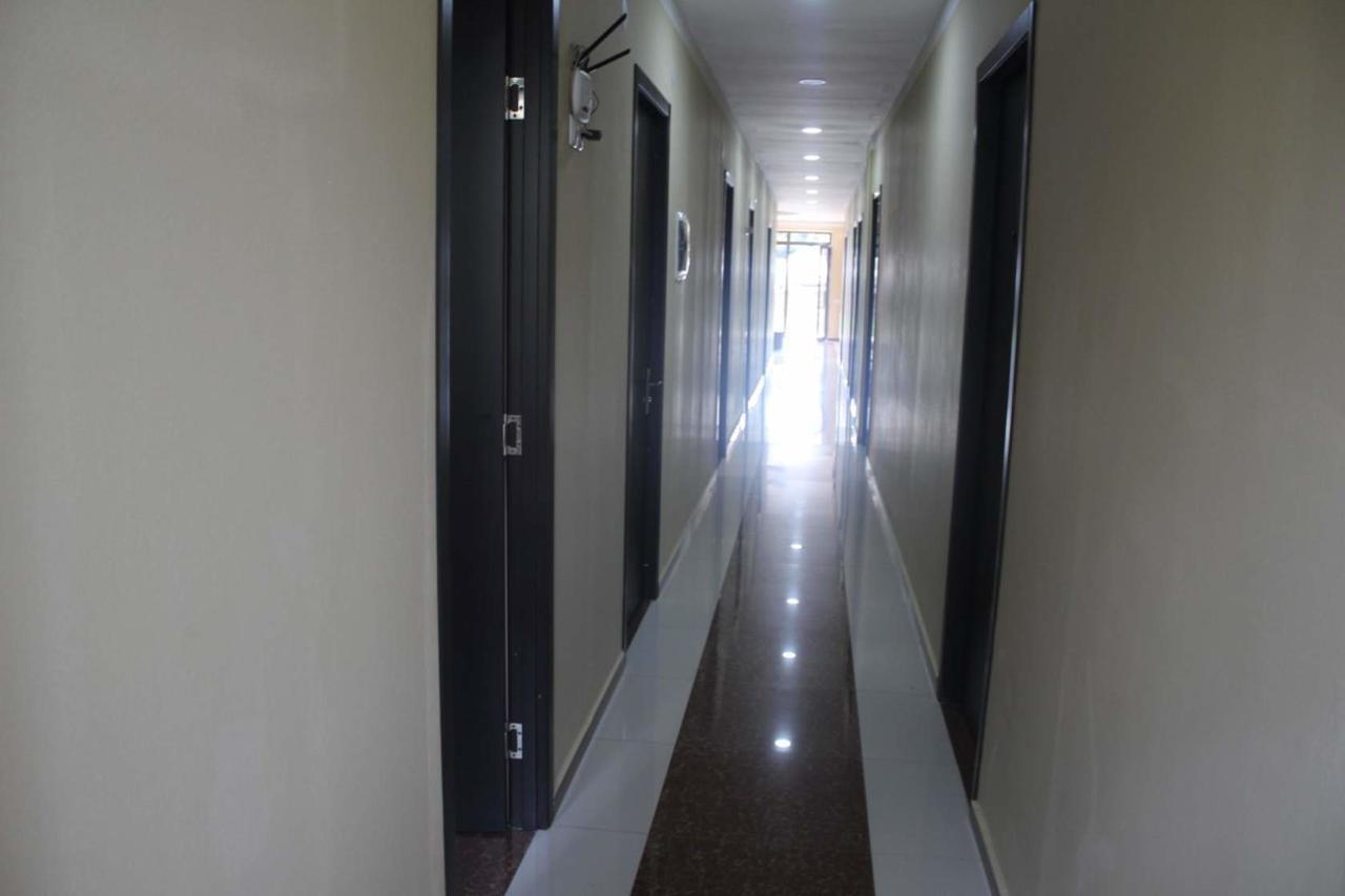 Hotel Rio Kutaisi Esterno foto