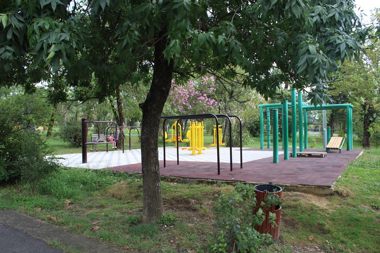 Hotel Rio Kutaisi Esterno foto