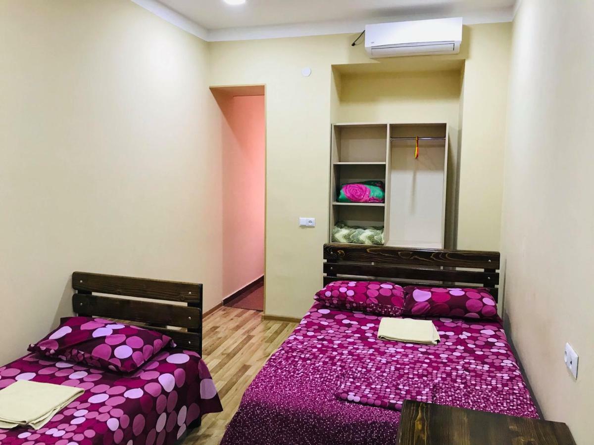 Hotel Rio Kutaisi Esterno foto