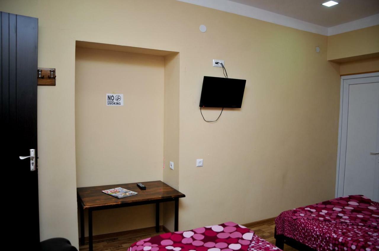 Hotel Rio Kutaisi Esterno foto